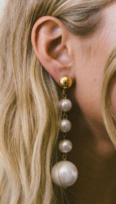 Yunis K Bella Pearl Drop Earrings